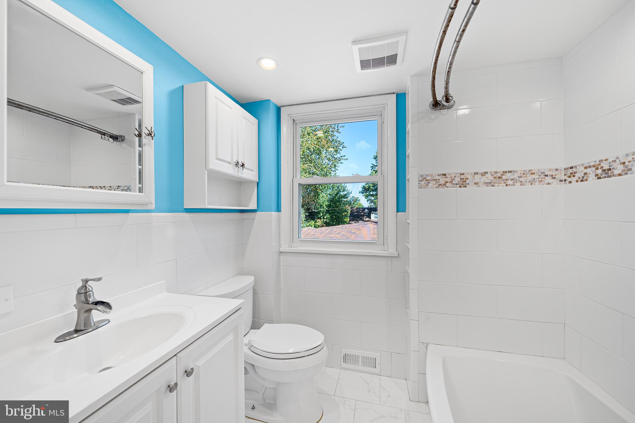 FLOURTOWN - Residential