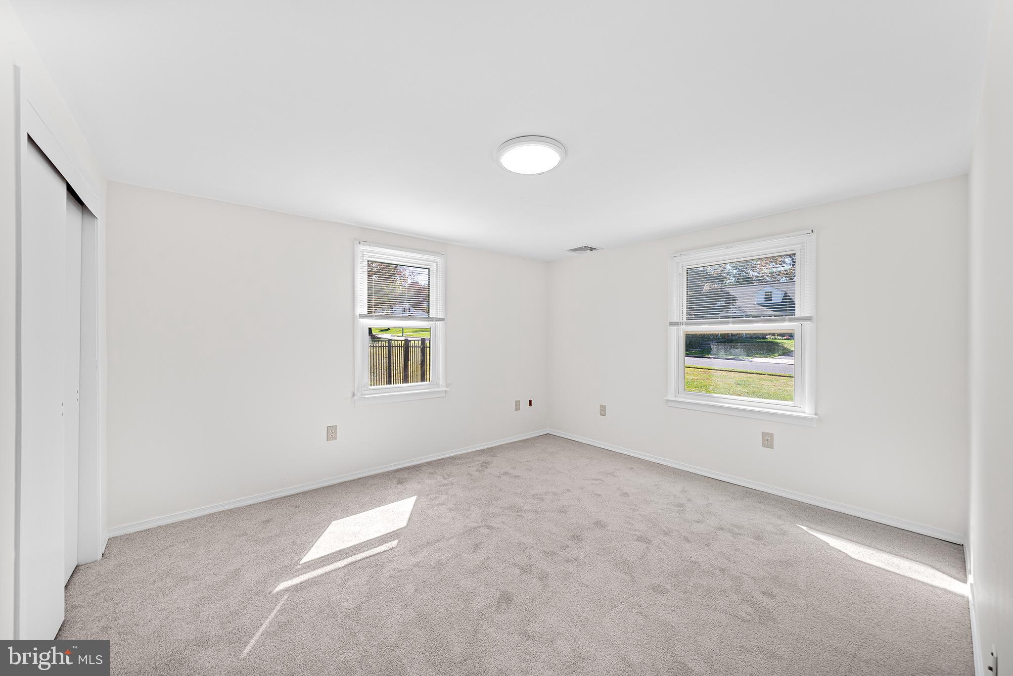 FLOURTOWN - Residential