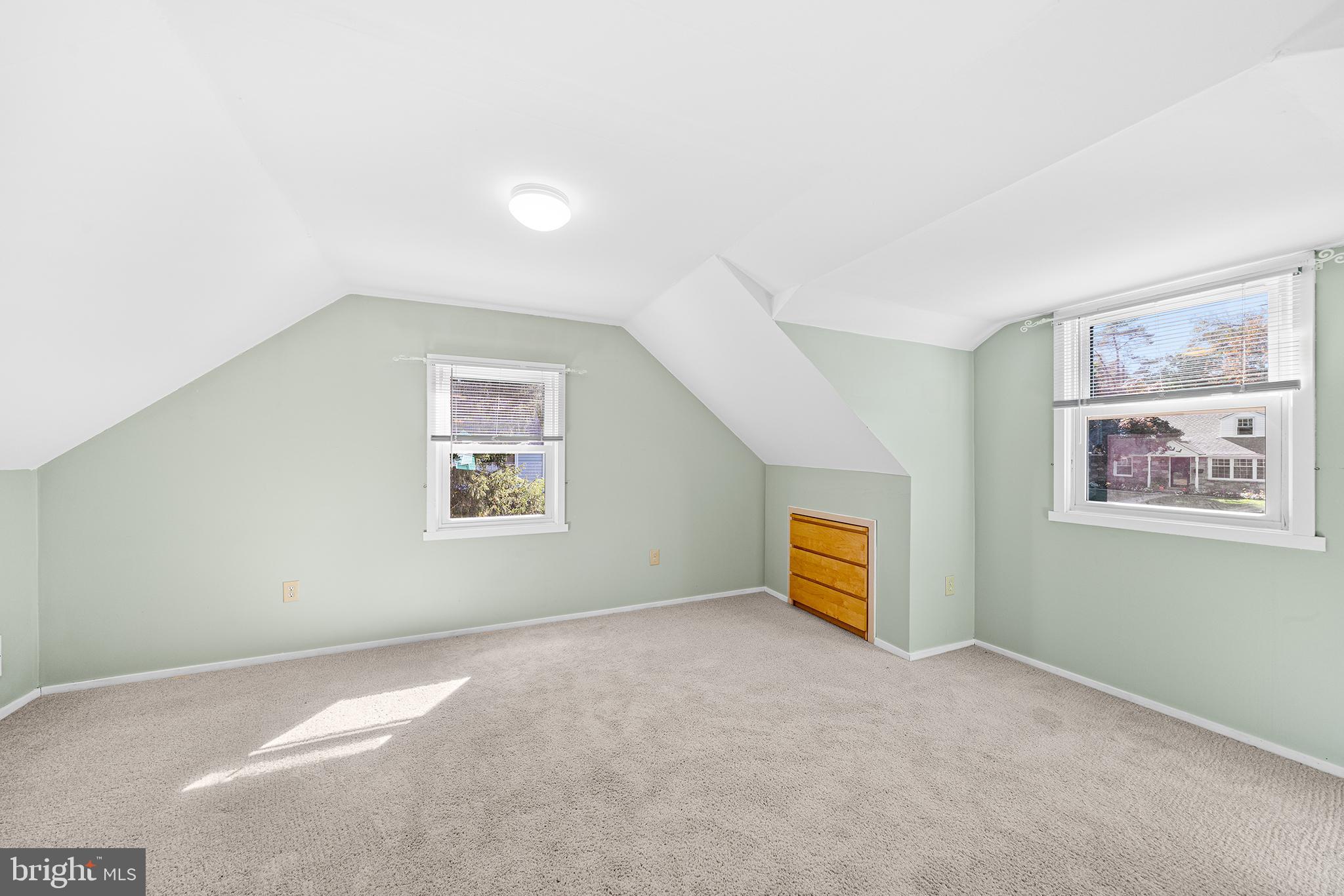 FLOURTOWN - Residential