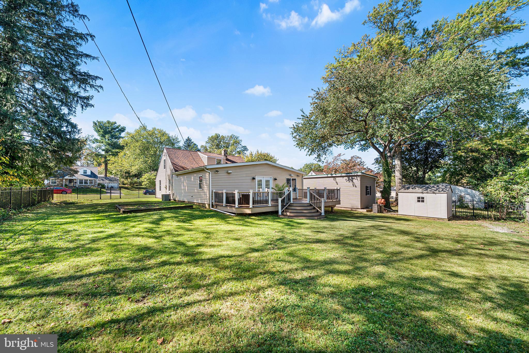 FLOURTOWN - Residential