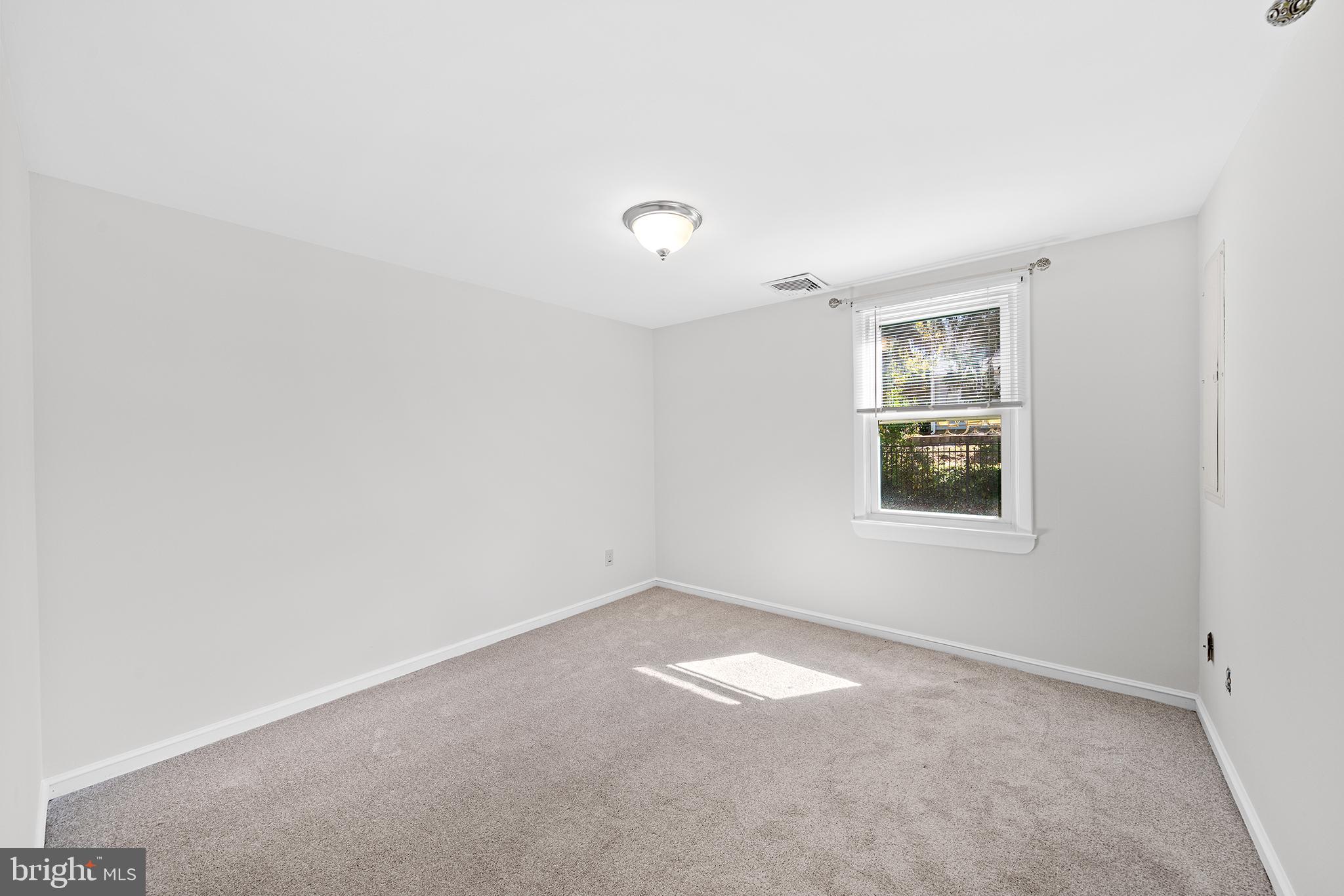 FLOURTOWN - Residential