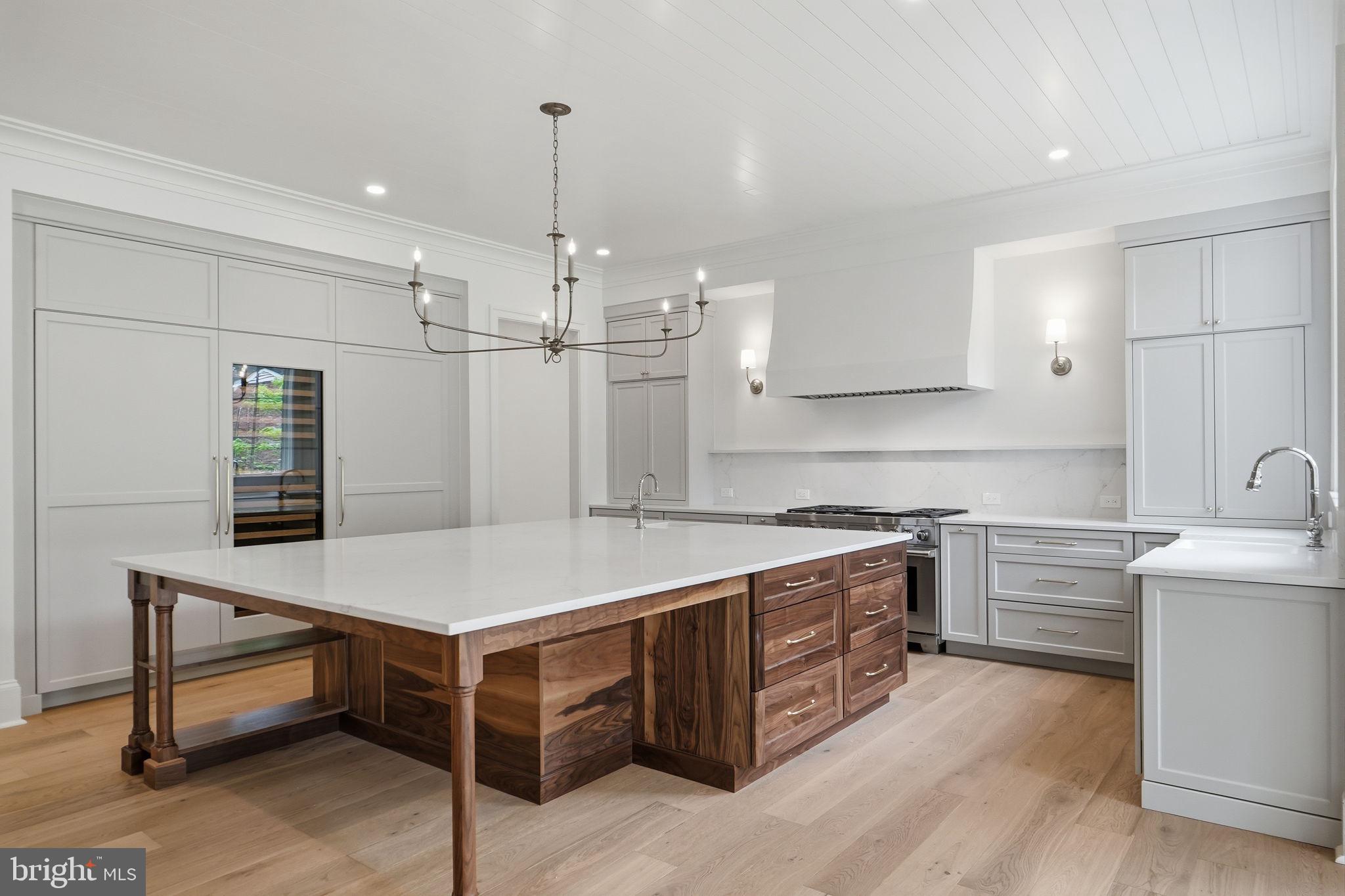 SIMPSON AND MAYS - Residential