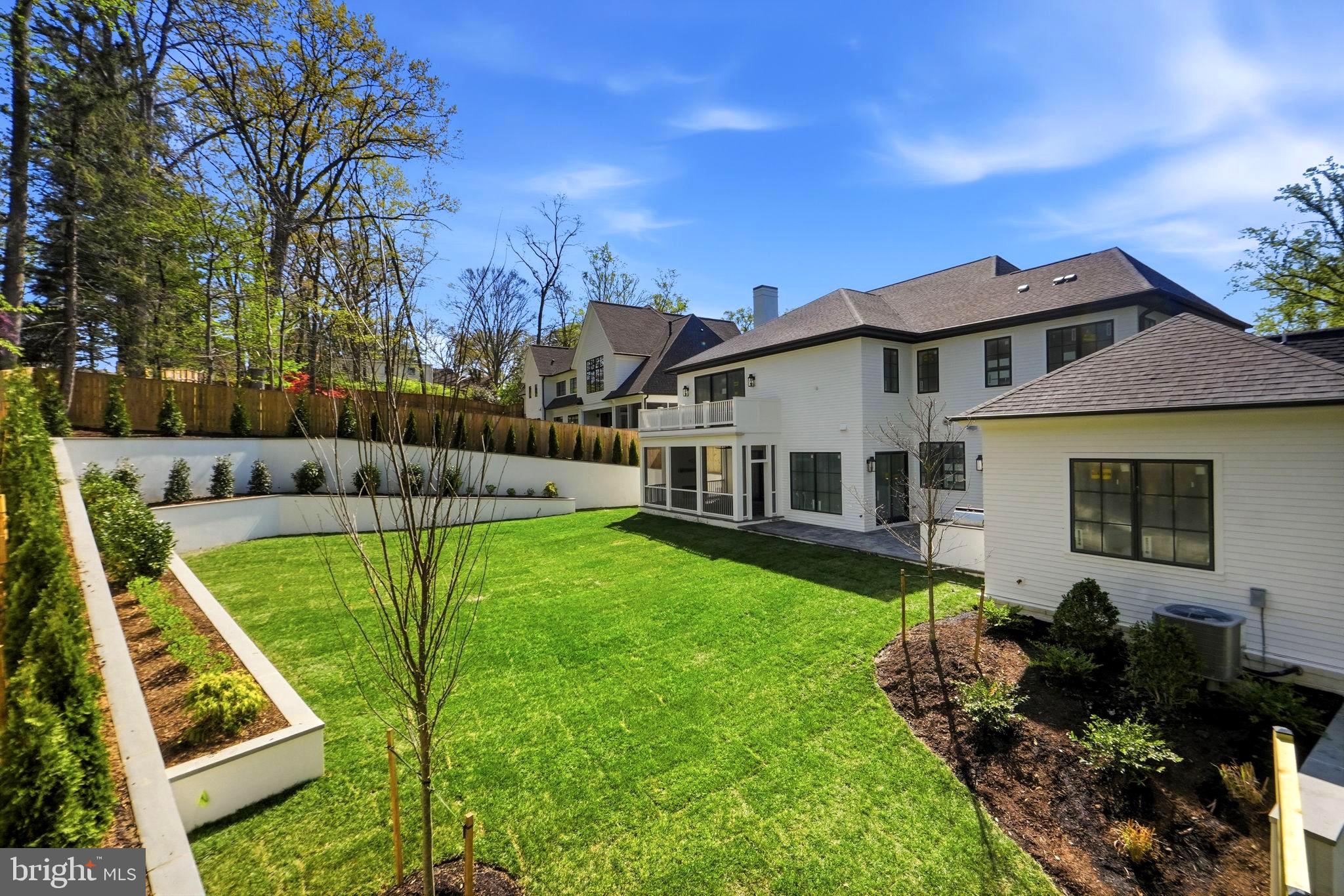 SIMPSON AND MAYS - Residential