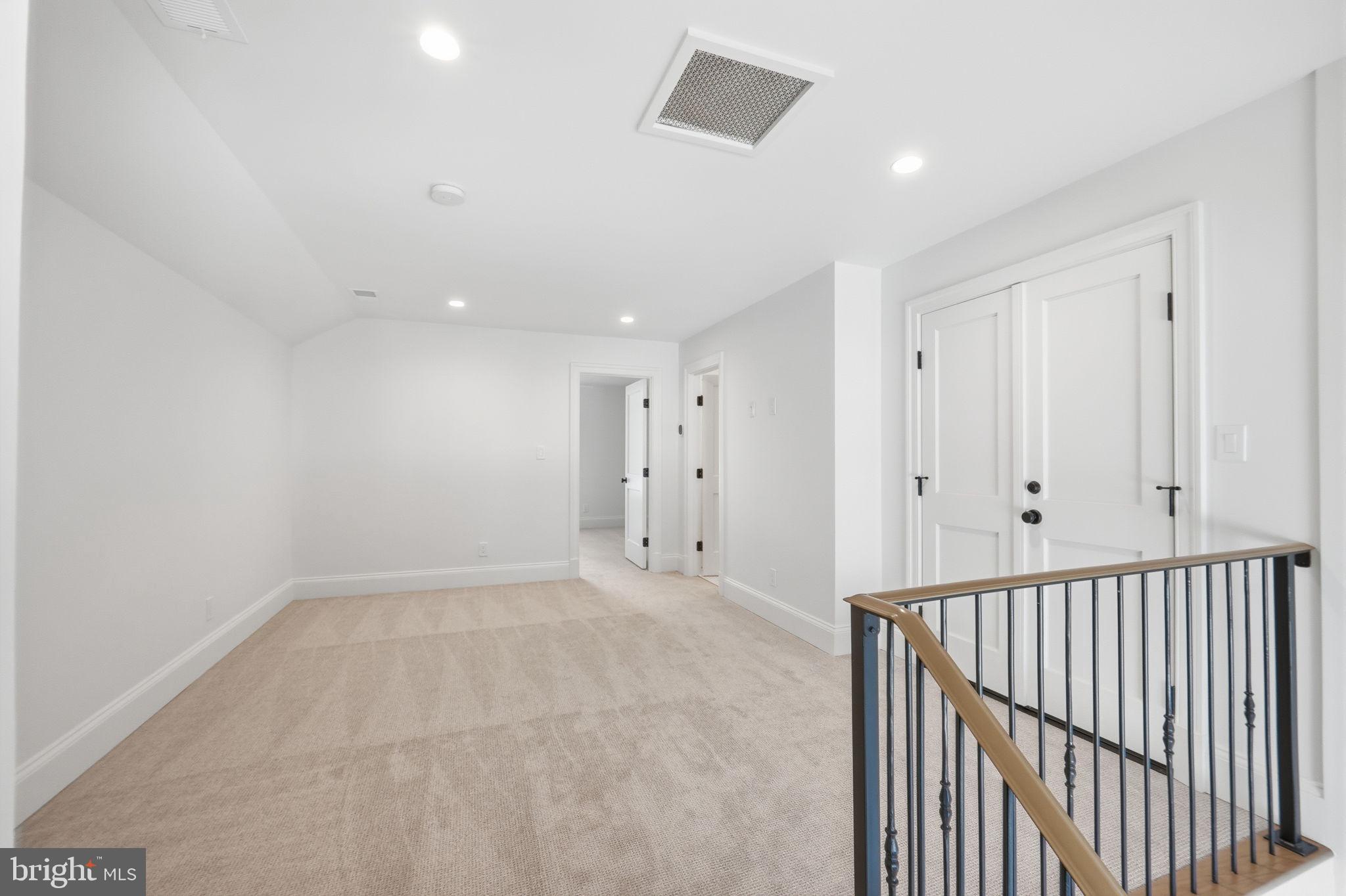 SIMPSON AND MAYS - Residential