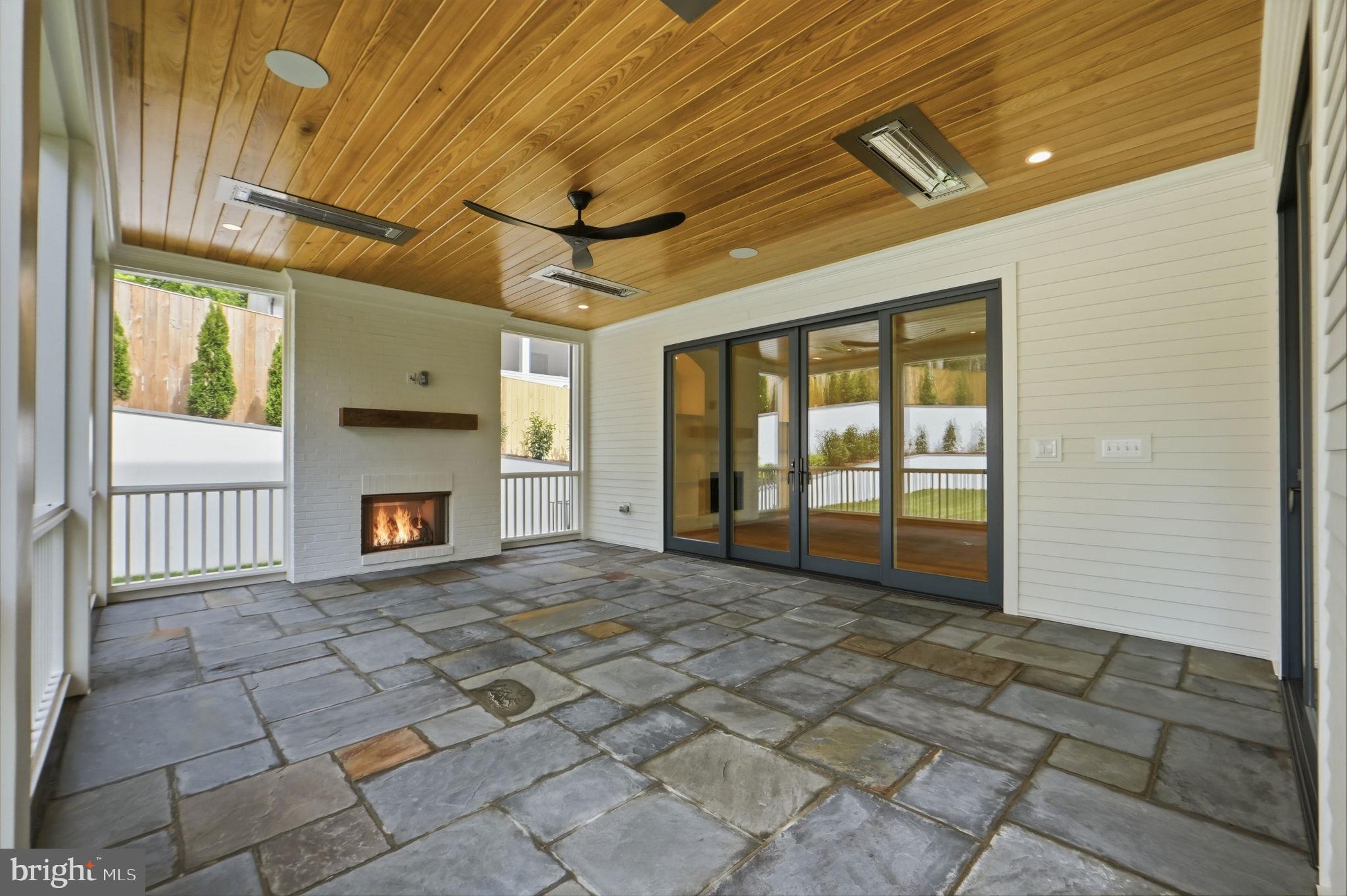 SIMPSON AND MAYS - Residential