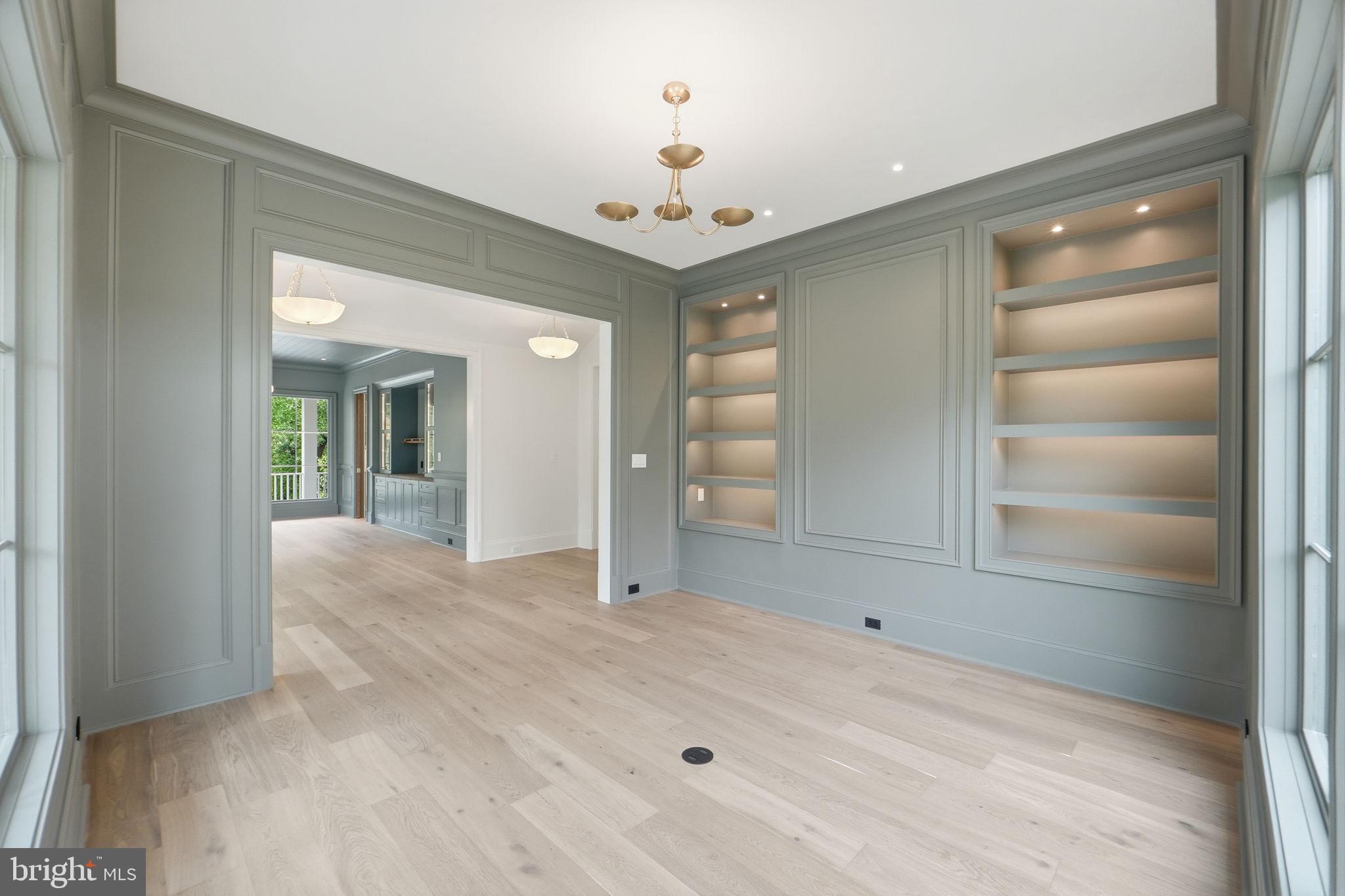 SIMPSON AND MAYS - Residential