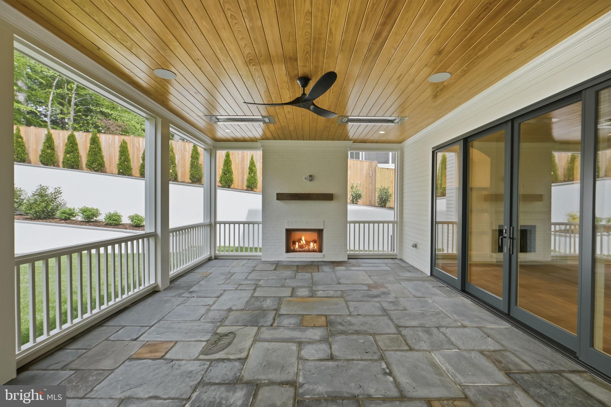 SIMPSON AND MAYS - Residential