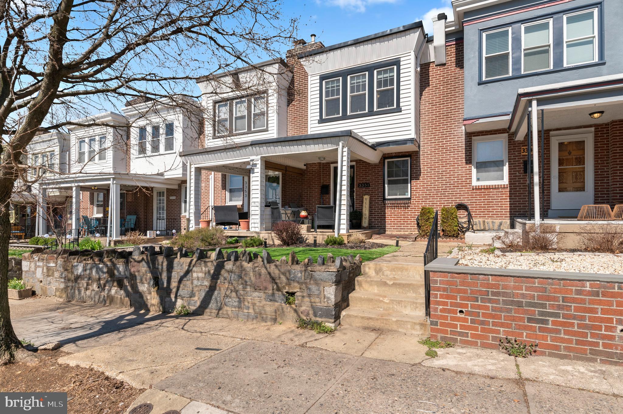 EAST FALLS - Residential Lease