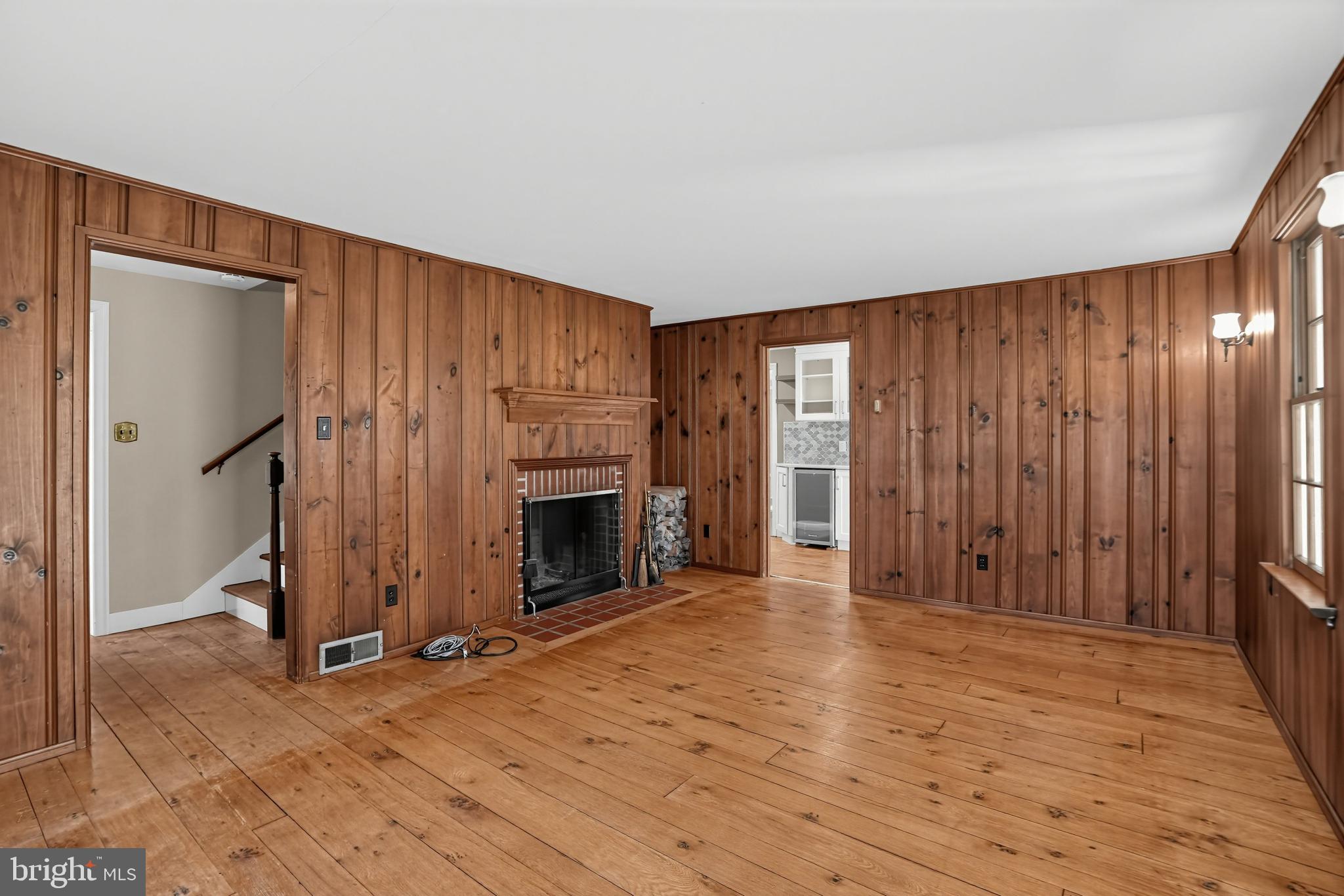906 UNIONVILLE WAWASET ROAD