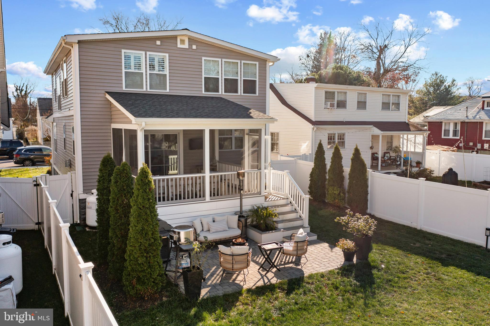 EASTPORT - Residential