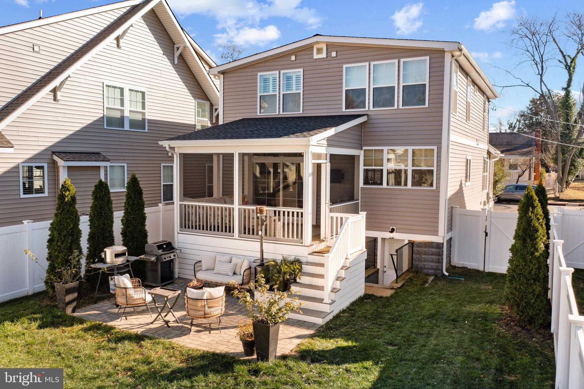 EASTPORT - Residential