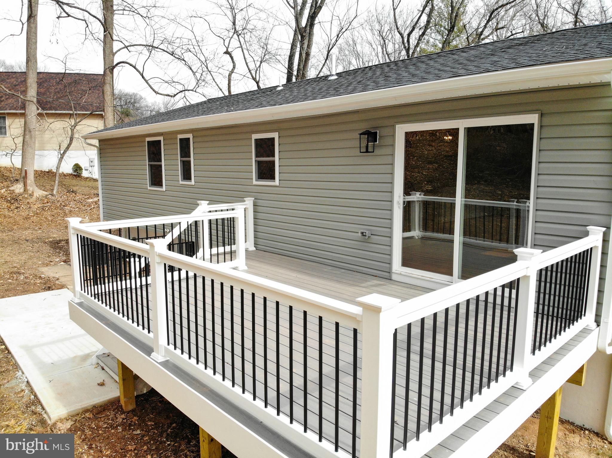 HUNTERS RIDGE - Residential