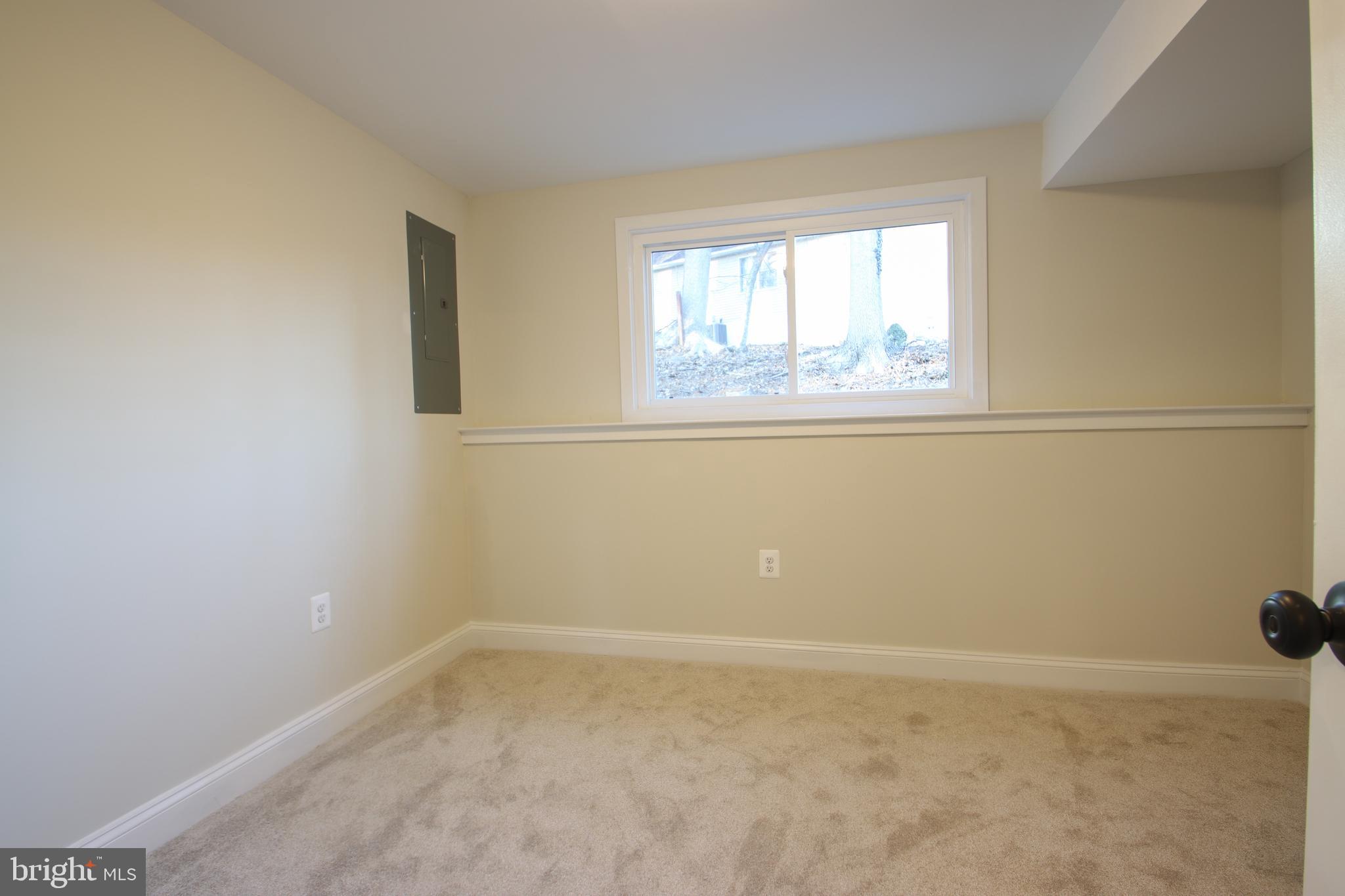 HUNTERS RIDGE - Residential