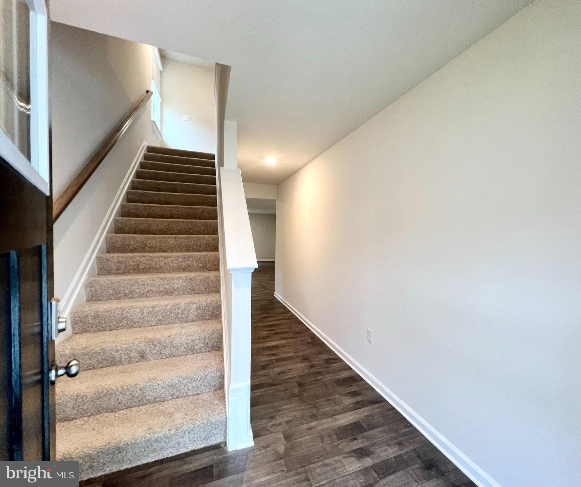 704 QUEENSBURY COURT