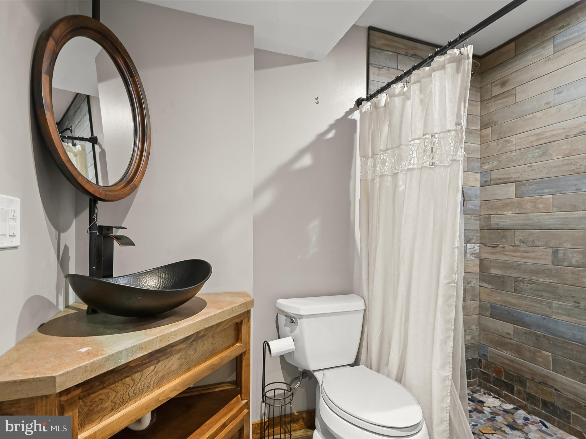 WELLINGTON - Residential