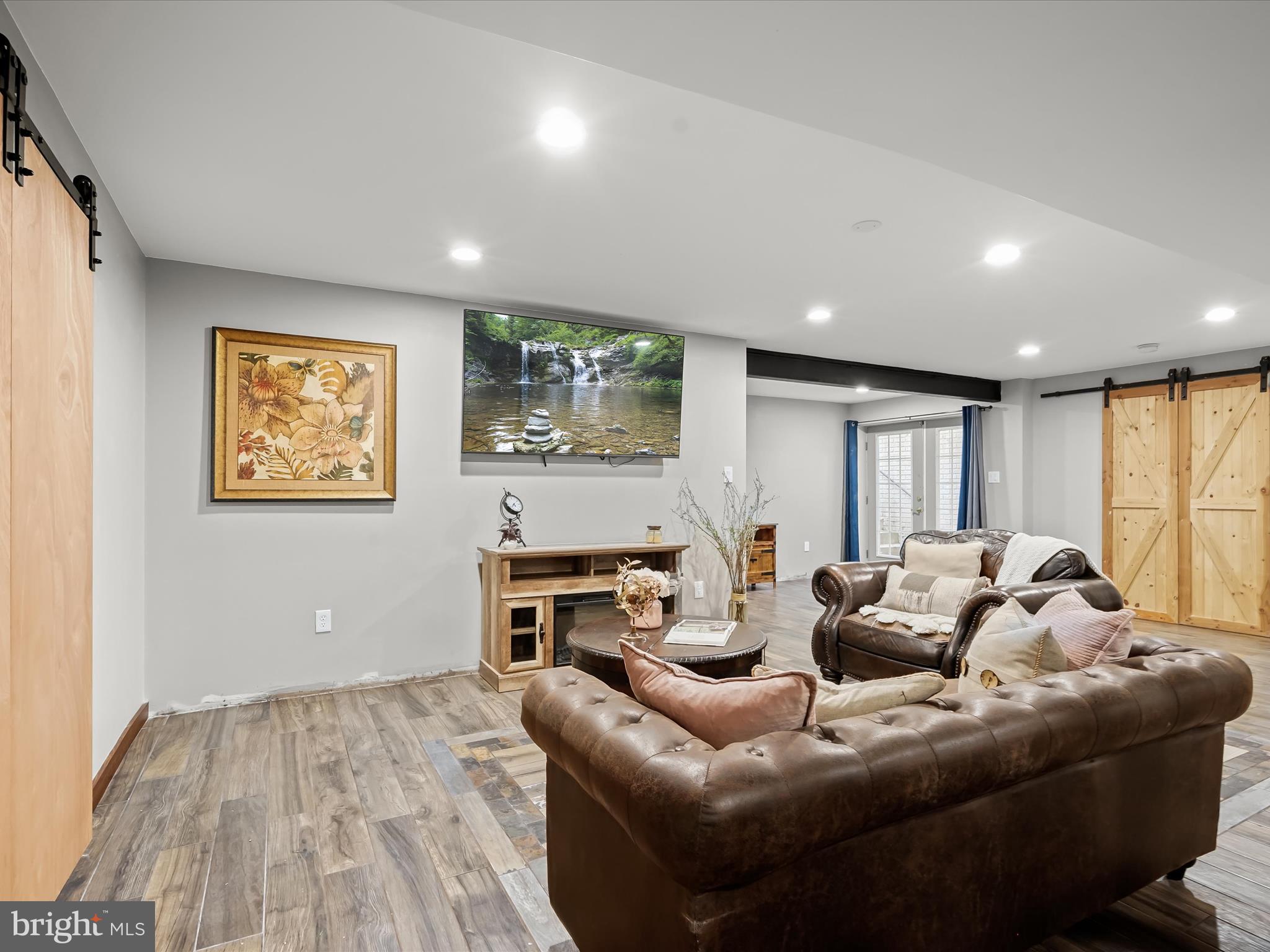 WELLINGTON - Residential