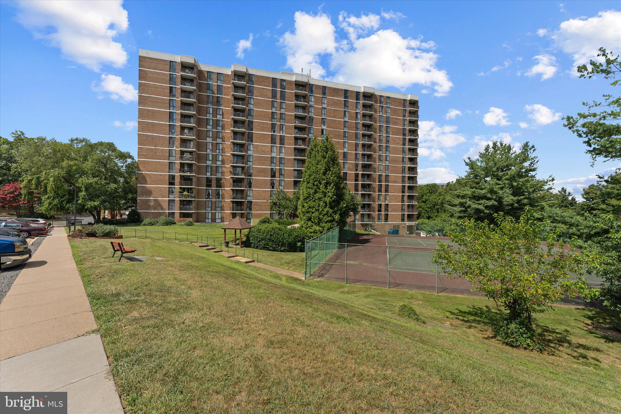 2311 PIMMIT DRIVE 706