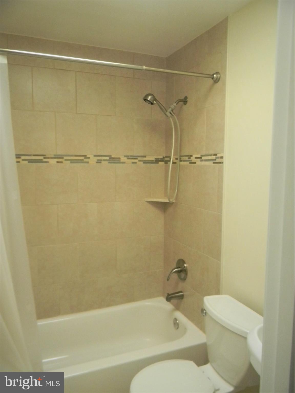 BALLARD GARDENS - Residential