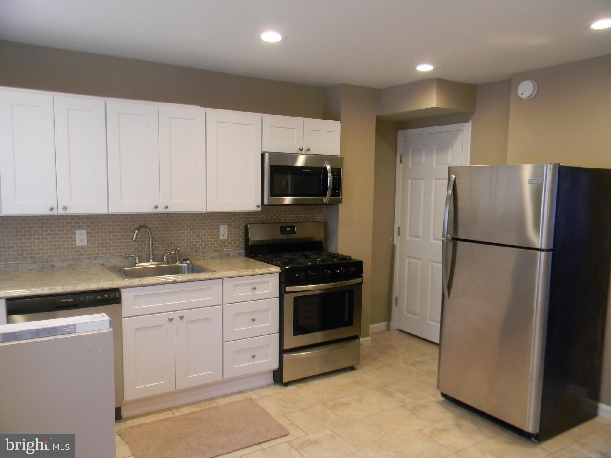 BALLARD GARDENS - Residential