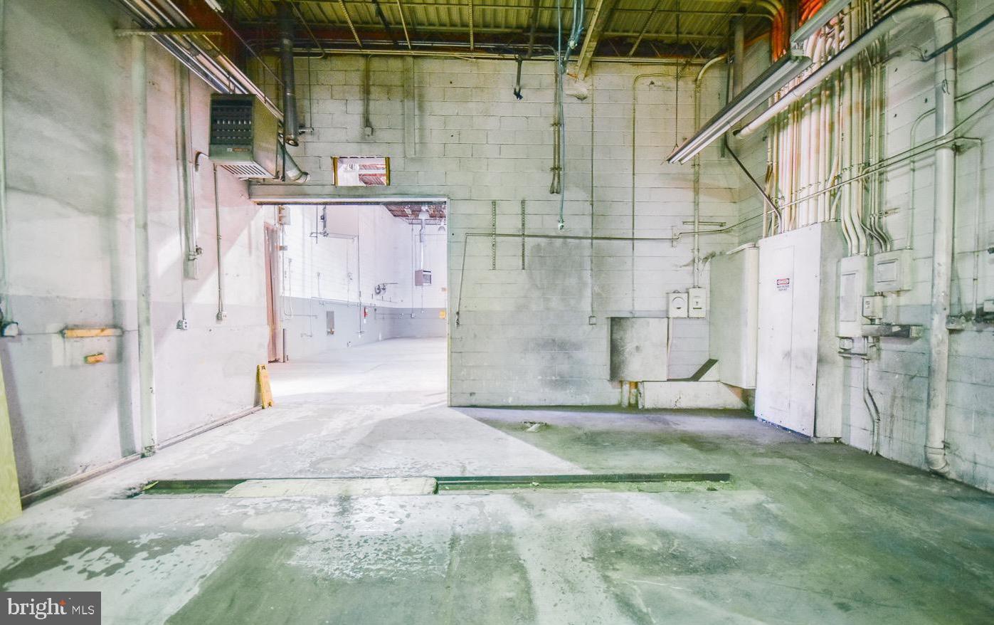 CITY OF MARTINSBURG - Commercial Lease