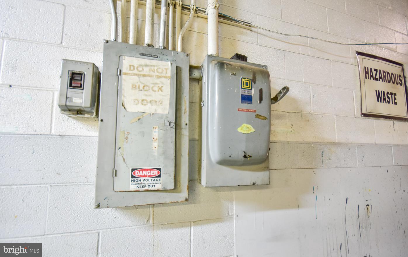 CITY OF MARTINSBURG - Commercial Lease