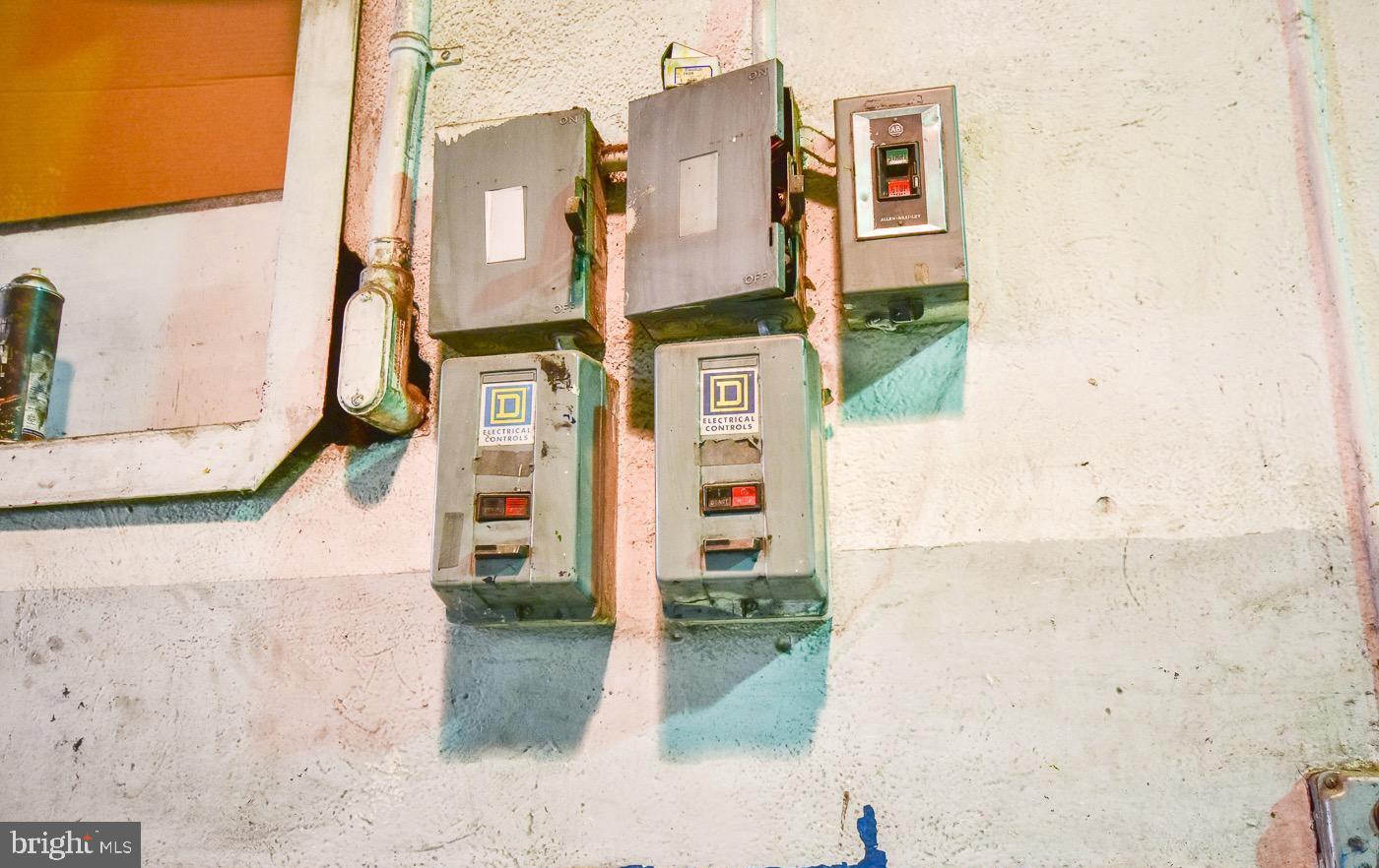 CITY OF MARTINSBURG - Commercial Lease