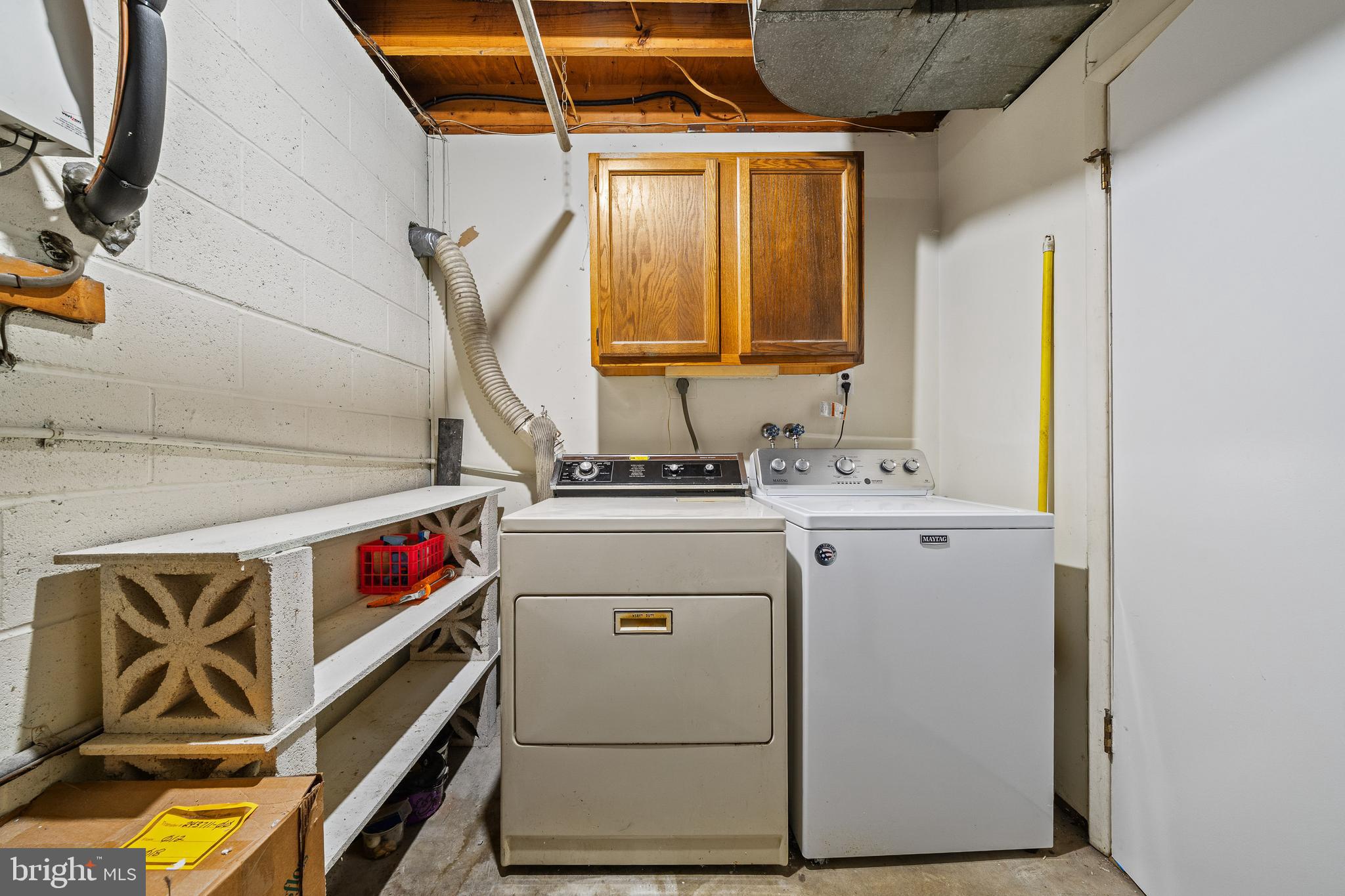 BALDWIN HILLS - Residential