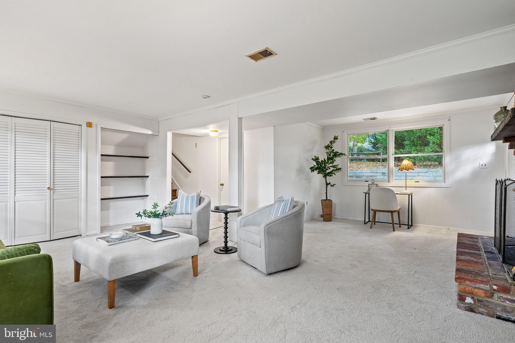 BALDWIN HILLS - Residential