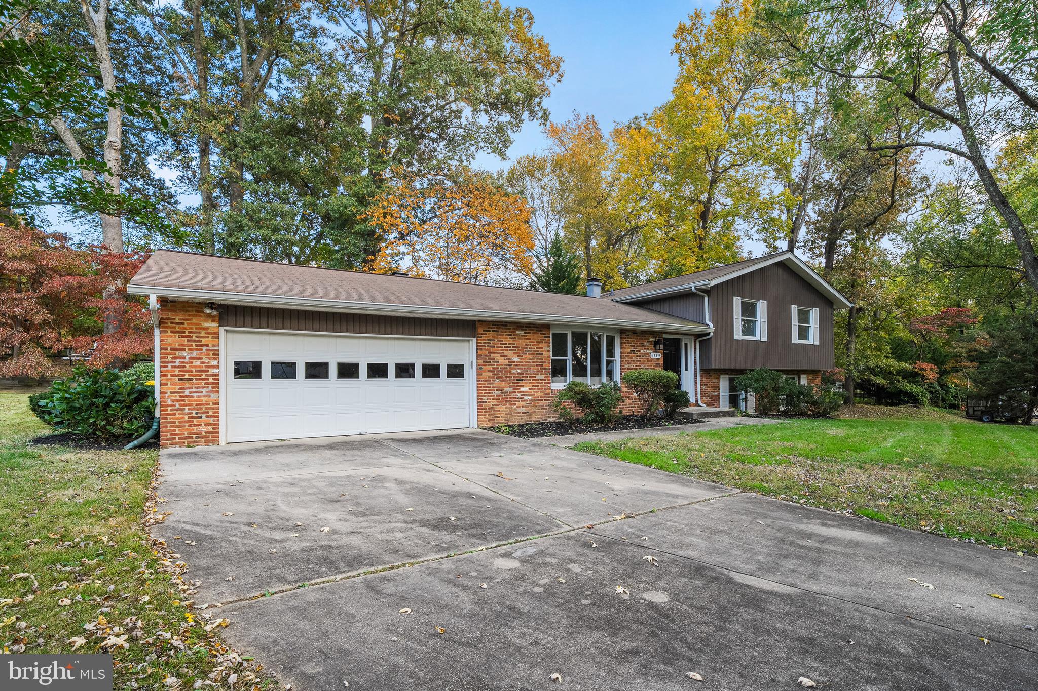 BALDWIN HILLS - Residential