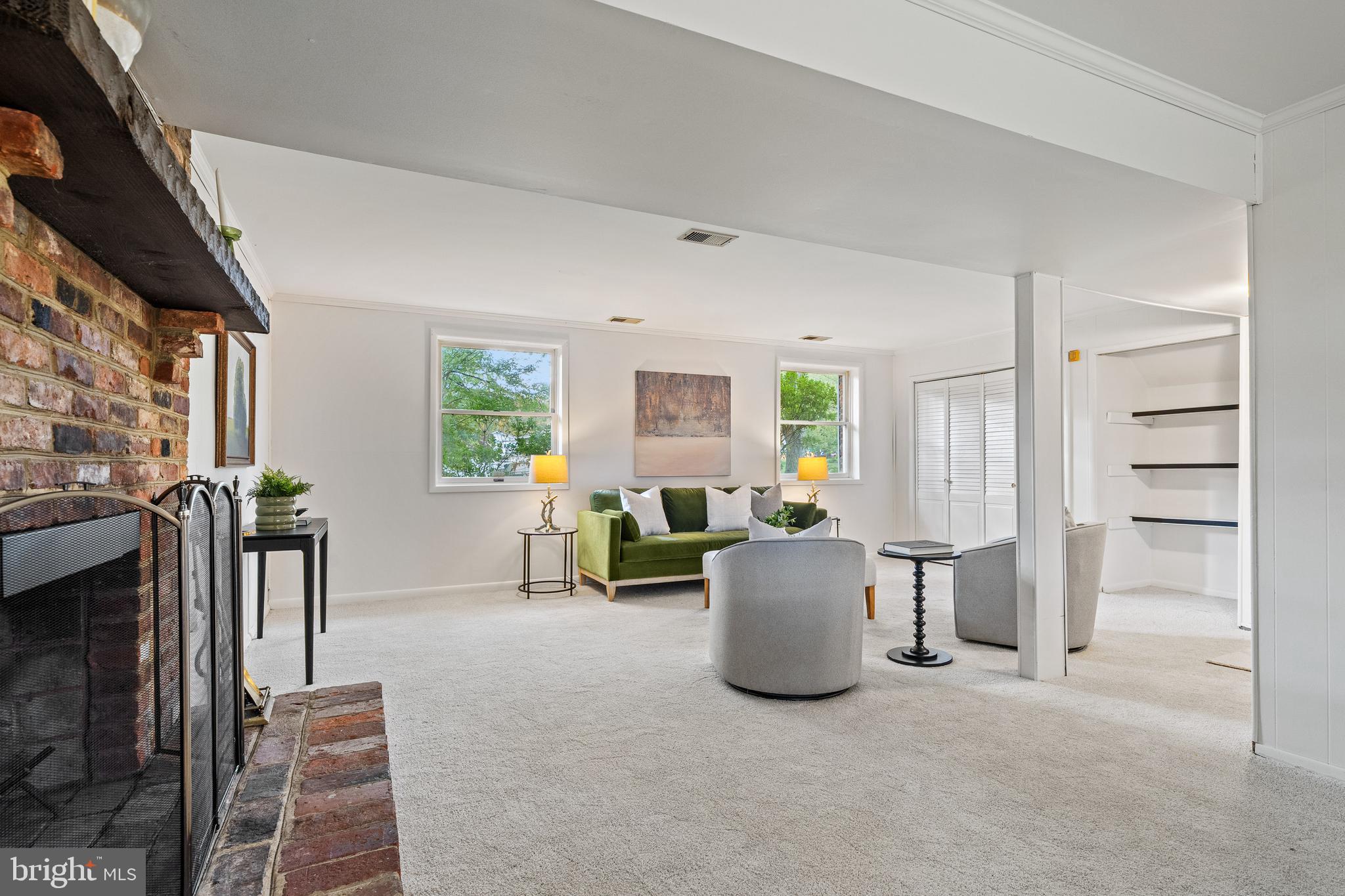 BALDWIN HILLS - Residential