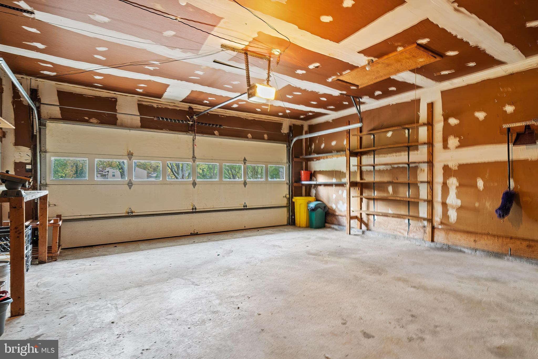 BALDWIN HILLS - Residential