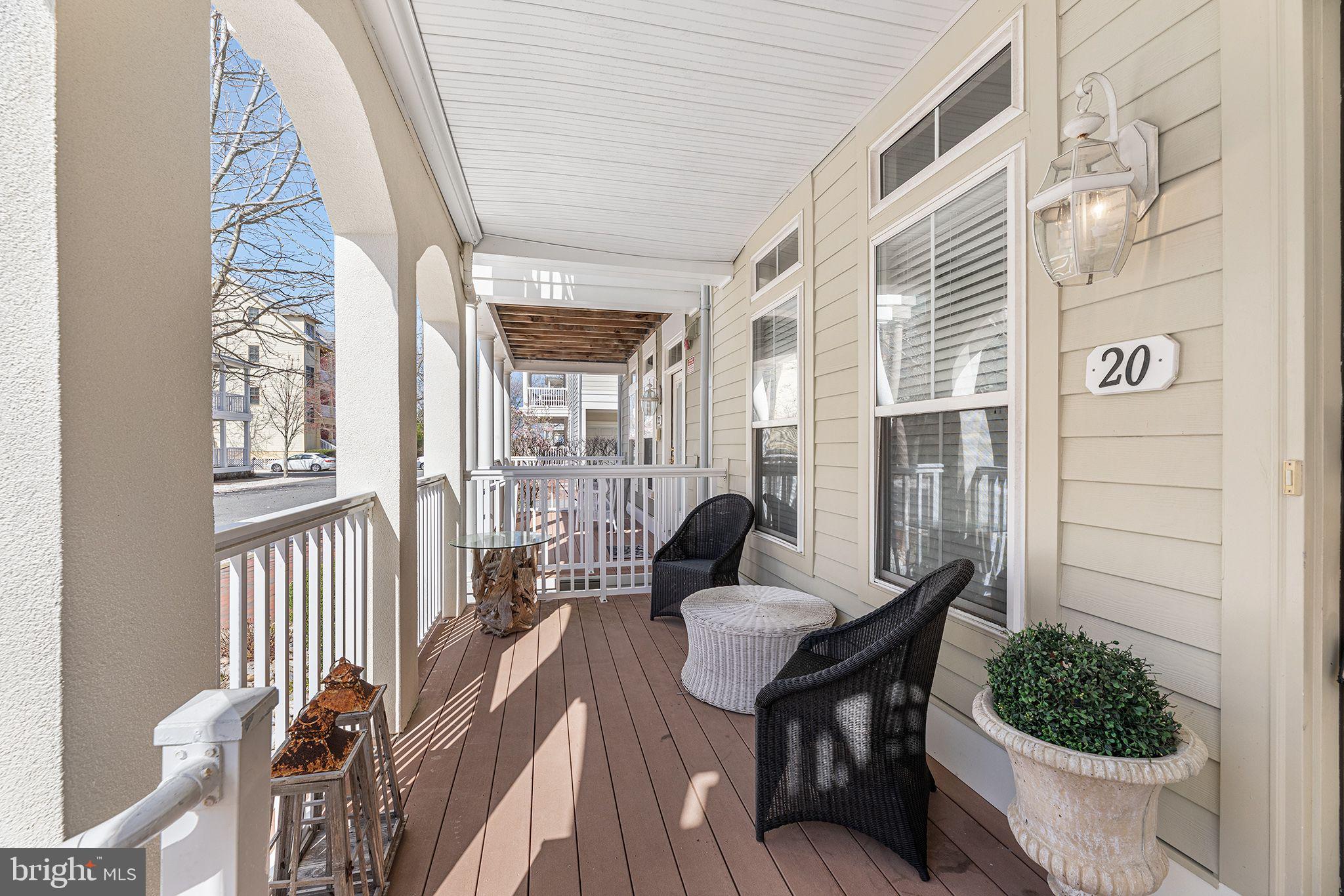 SUNSET ISLAND - Residential