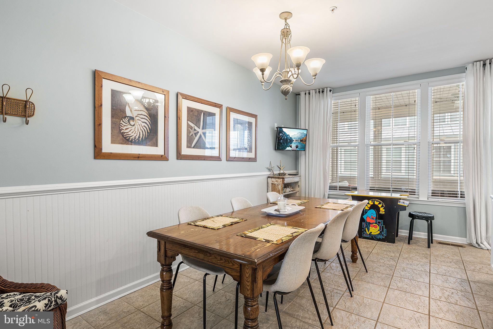 SUNSET ISLAND - Residential