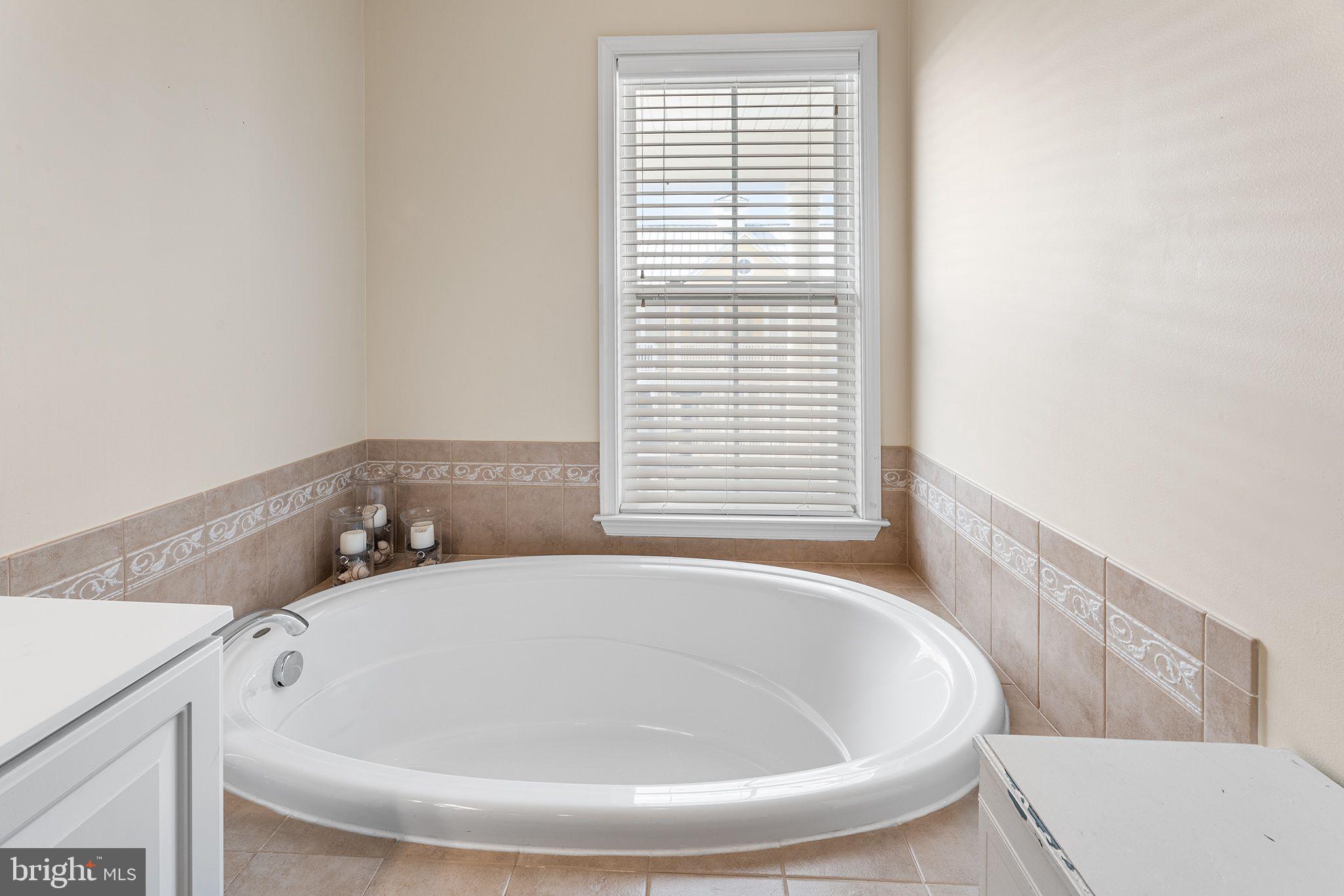 SUNSET ISLAND - Residential