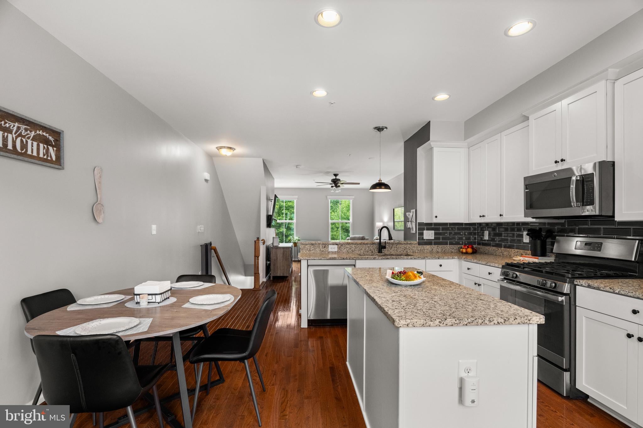 24857 COATS SQUARE