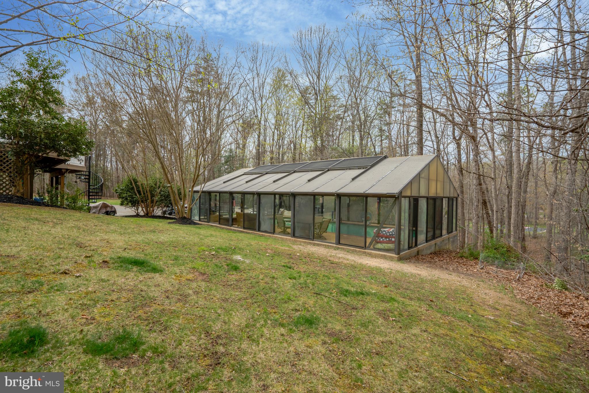 DOMINION VALLEY HUNT - Residential