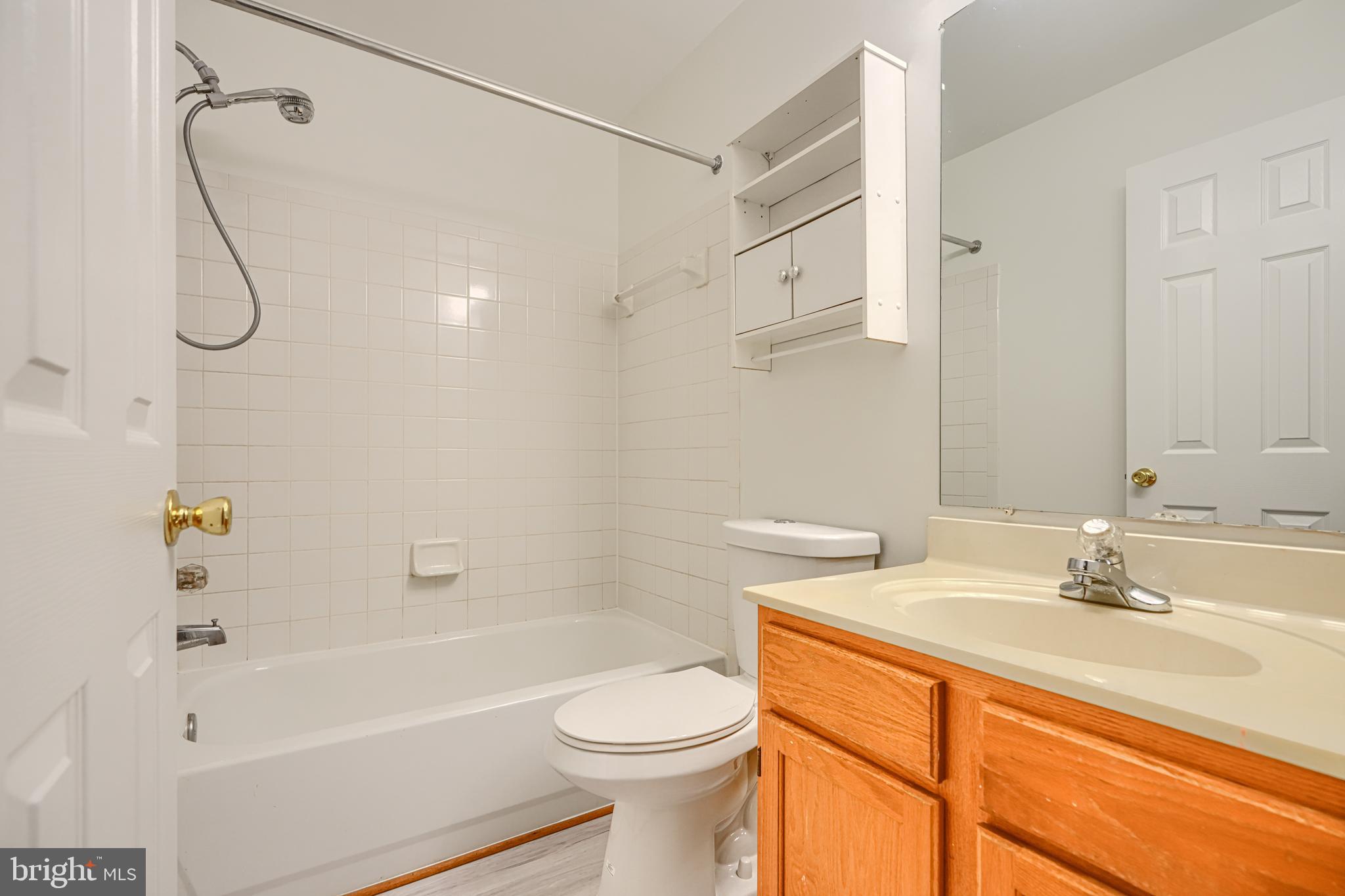 CEDAR GROVE AT CROFTON - Residential