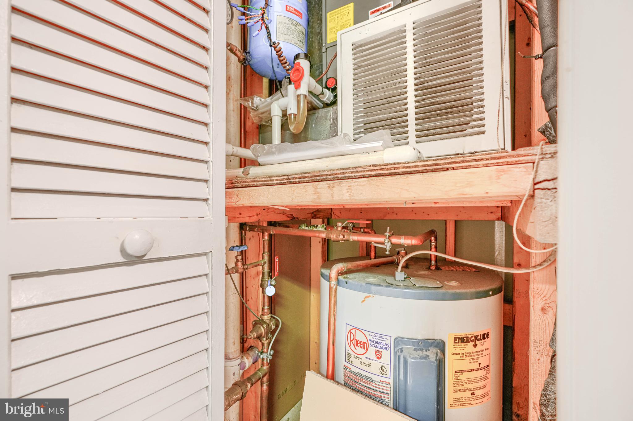 CEDAR GROVE AT CROFTON - Residential