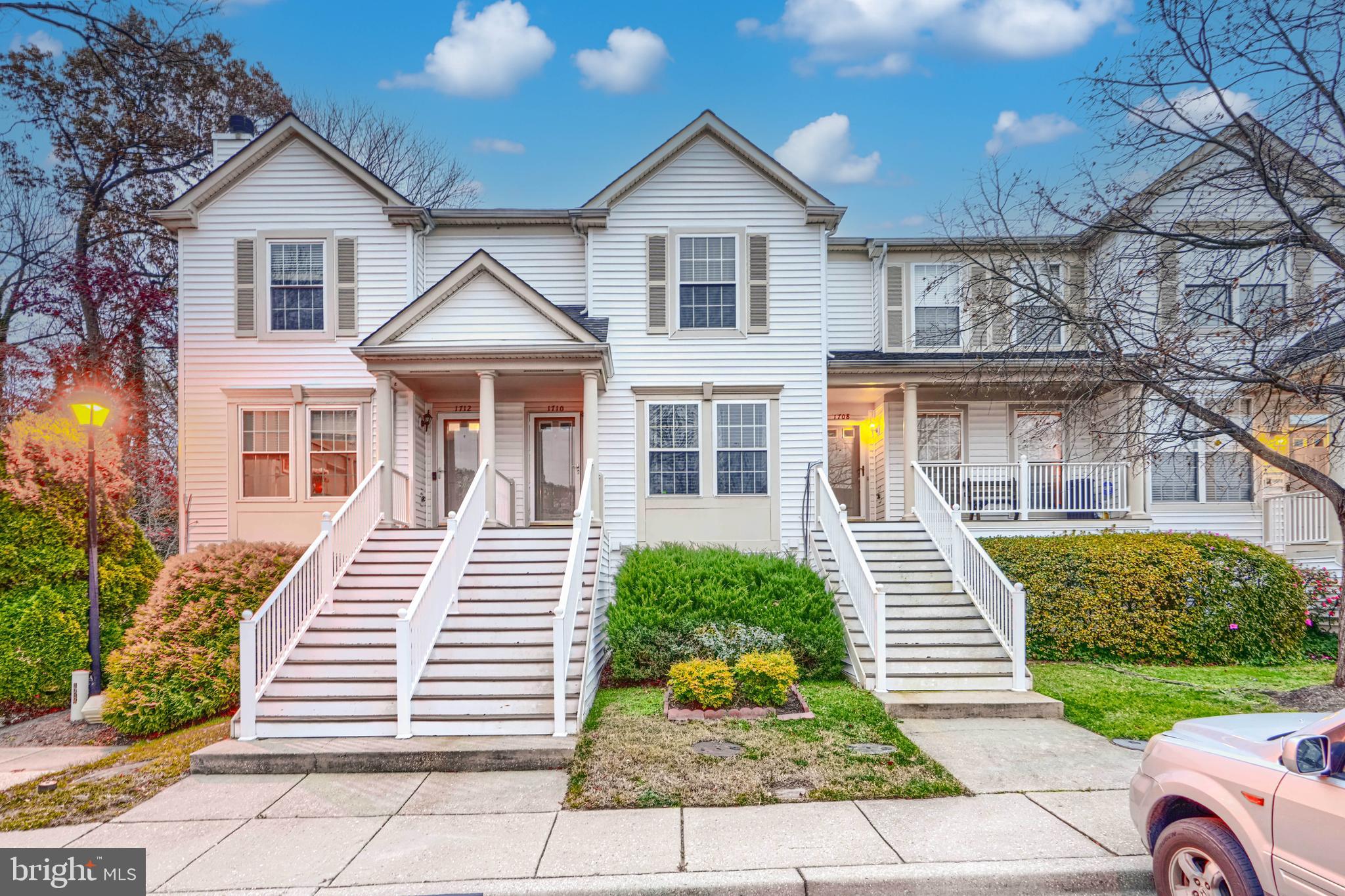 1710 FALLOWFIELD COURT