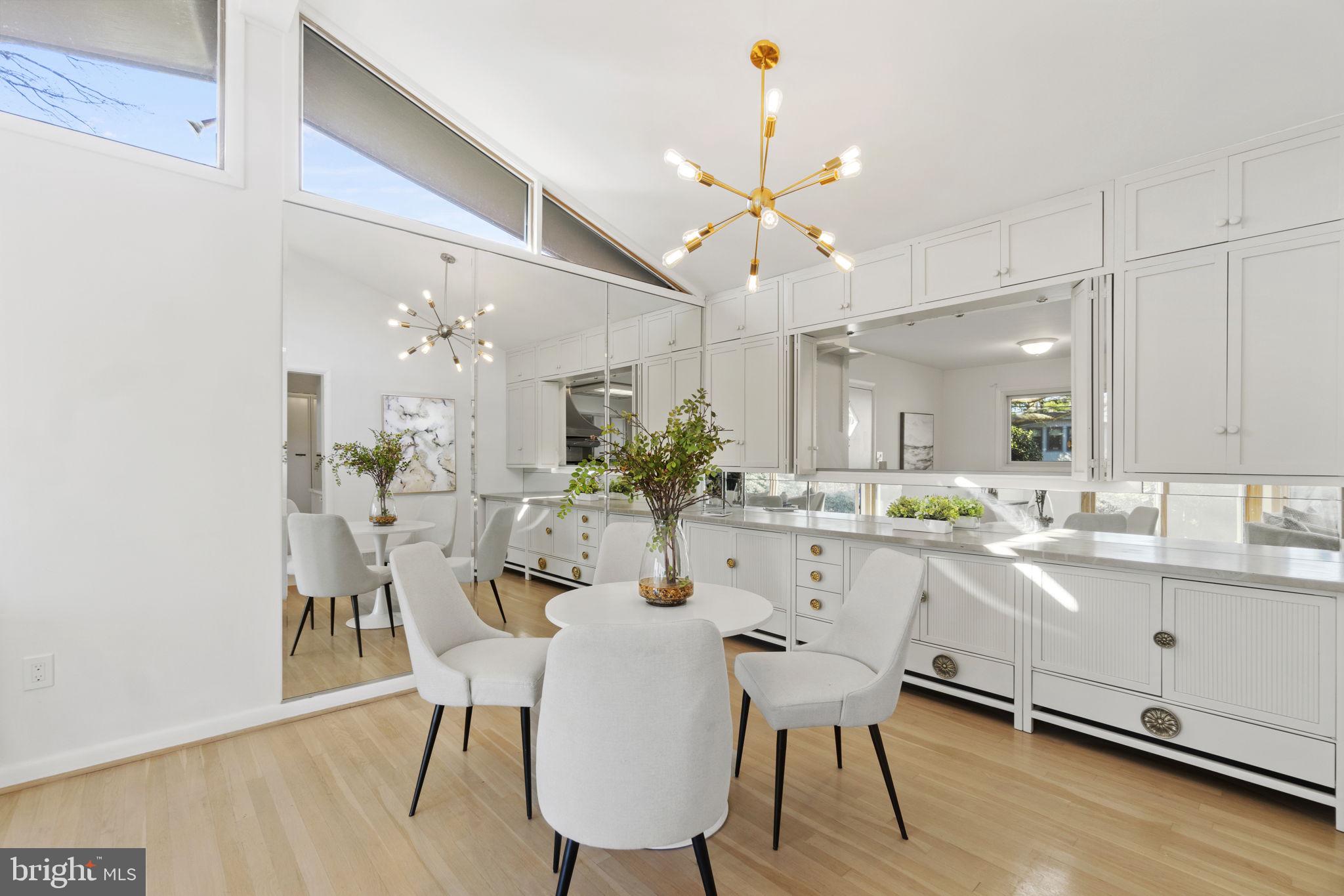 SOMERSET - Residential