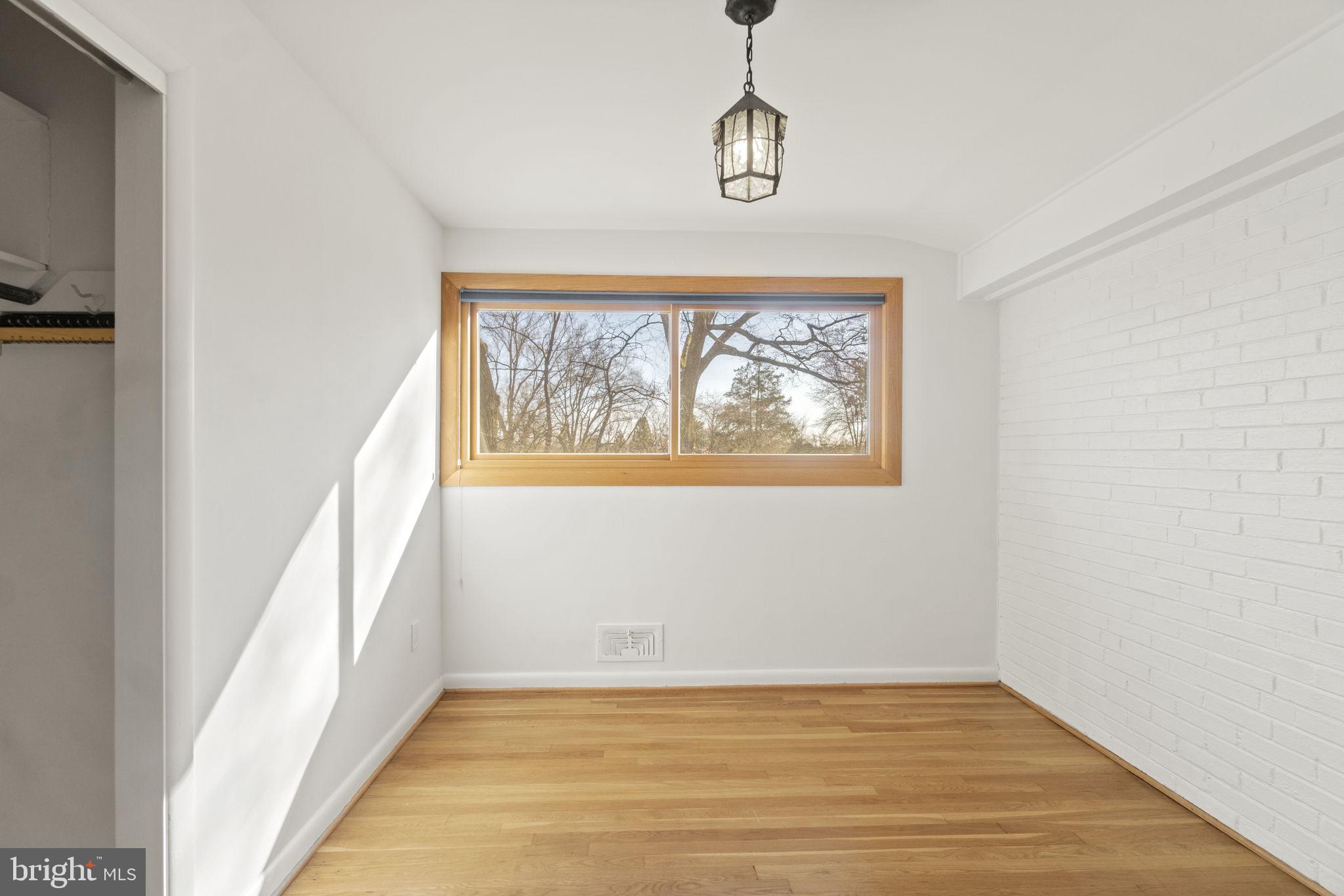 SOMERSET - Residential