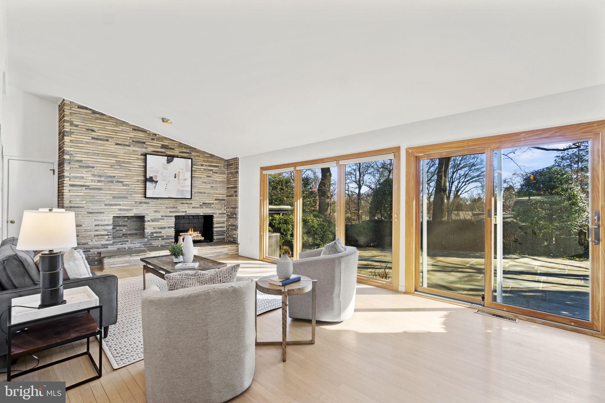 SOMERSET - Residential