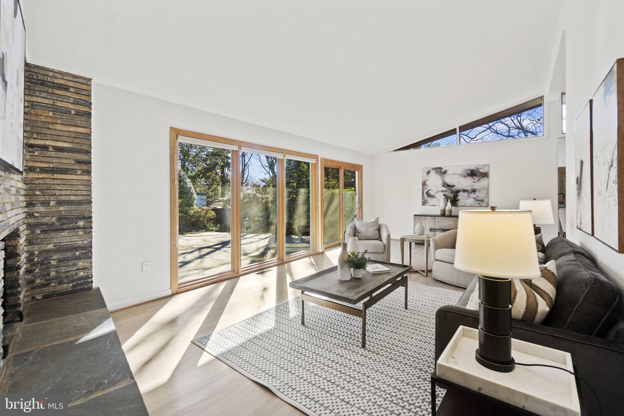 SOMERSET - Residential