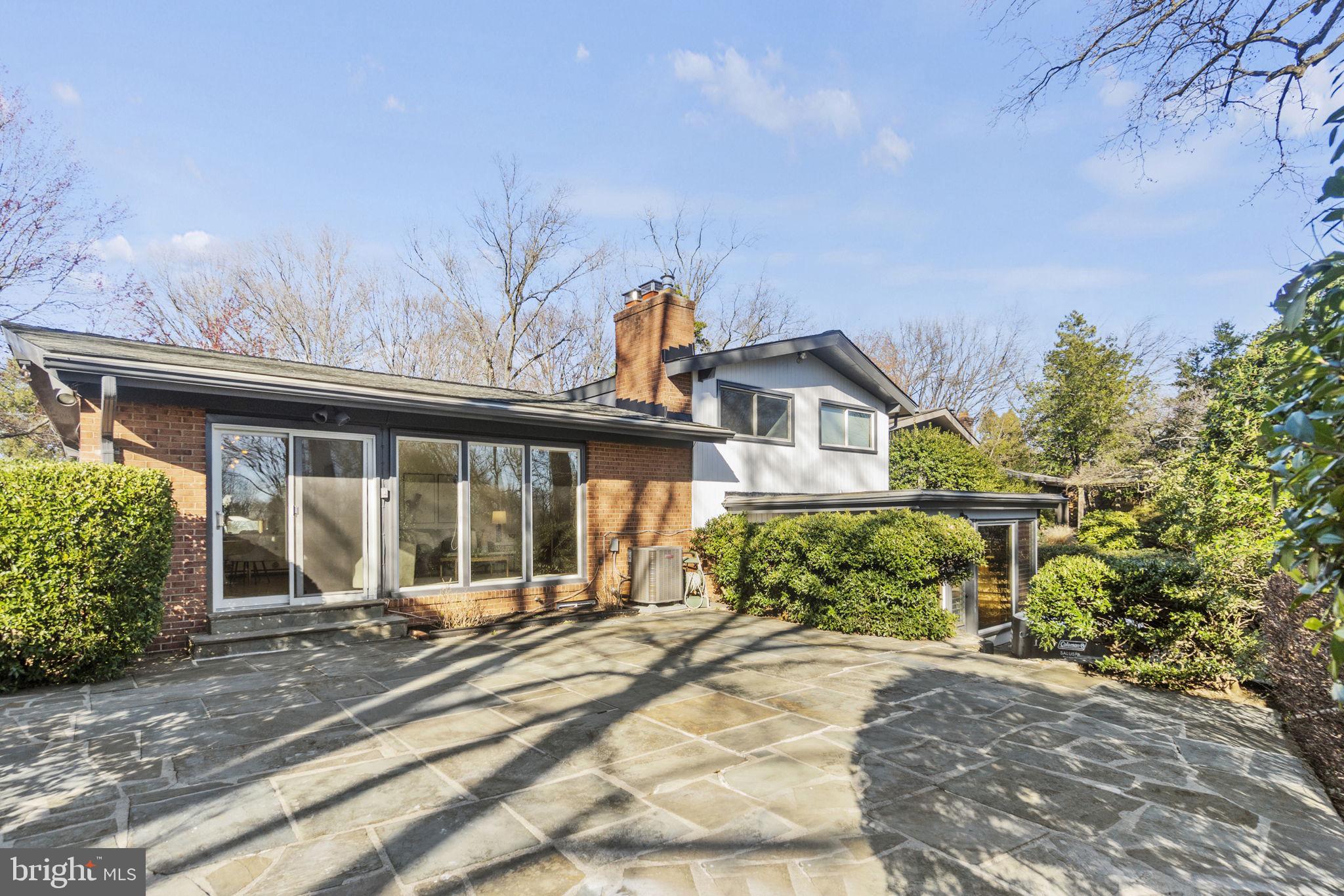 SOMERSET - Residential