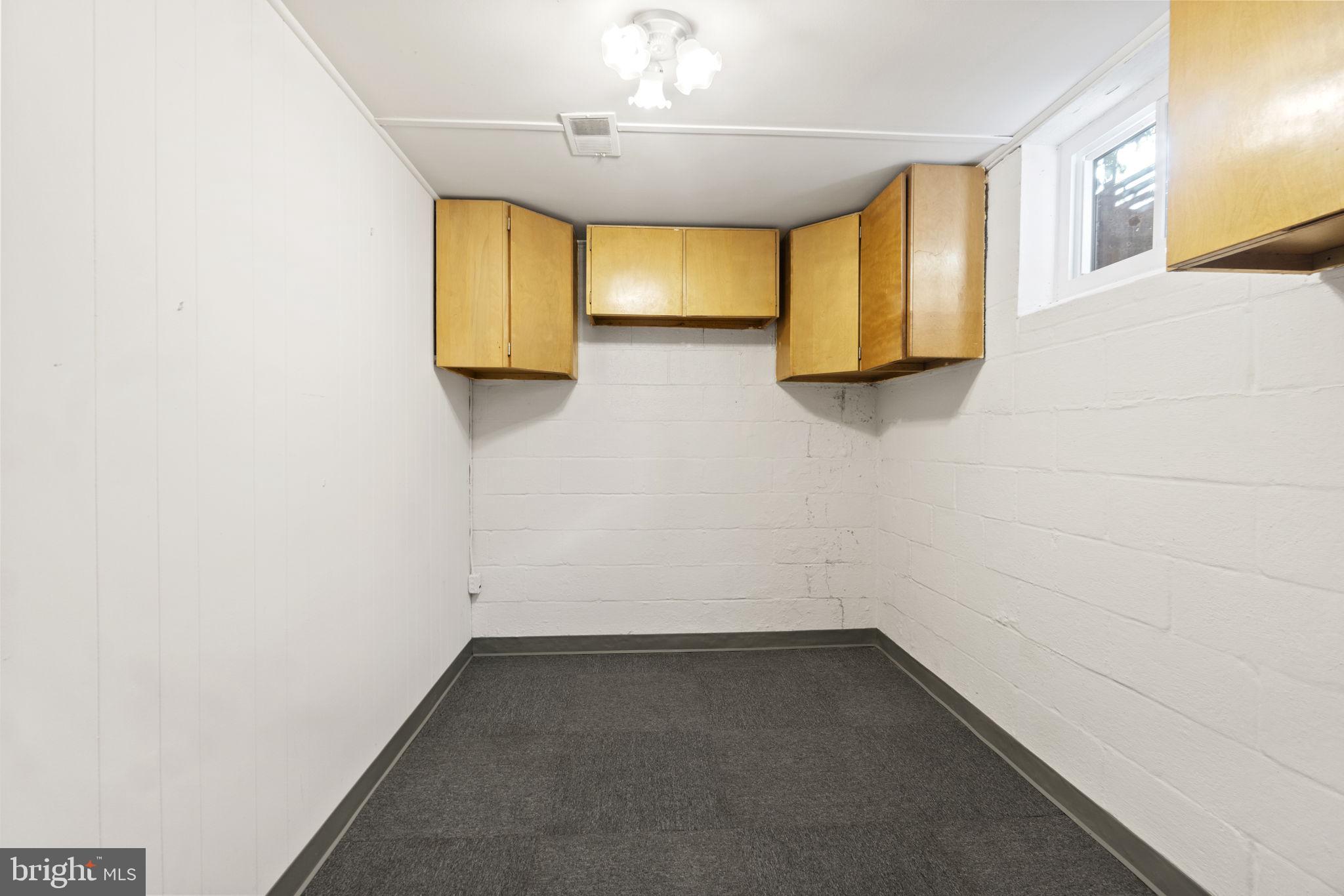 SOMERSET - Residential