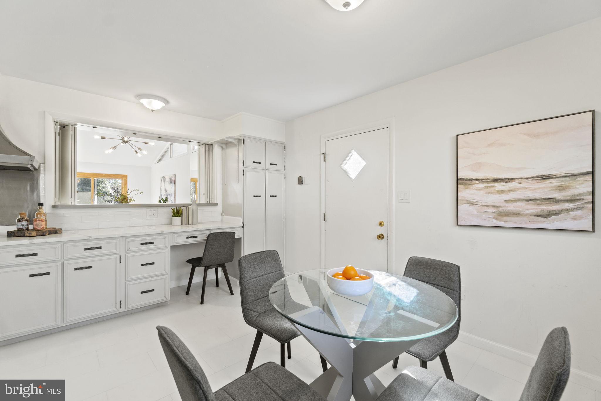 SOMERSET - Residential