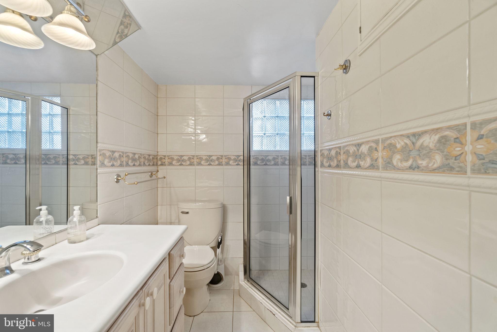 SOMERSET - Residential