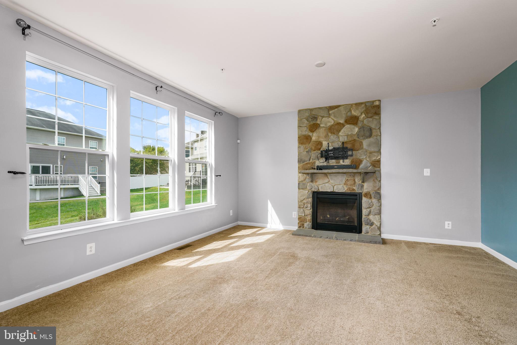 CHARLESTOWN CROSSING - Residential