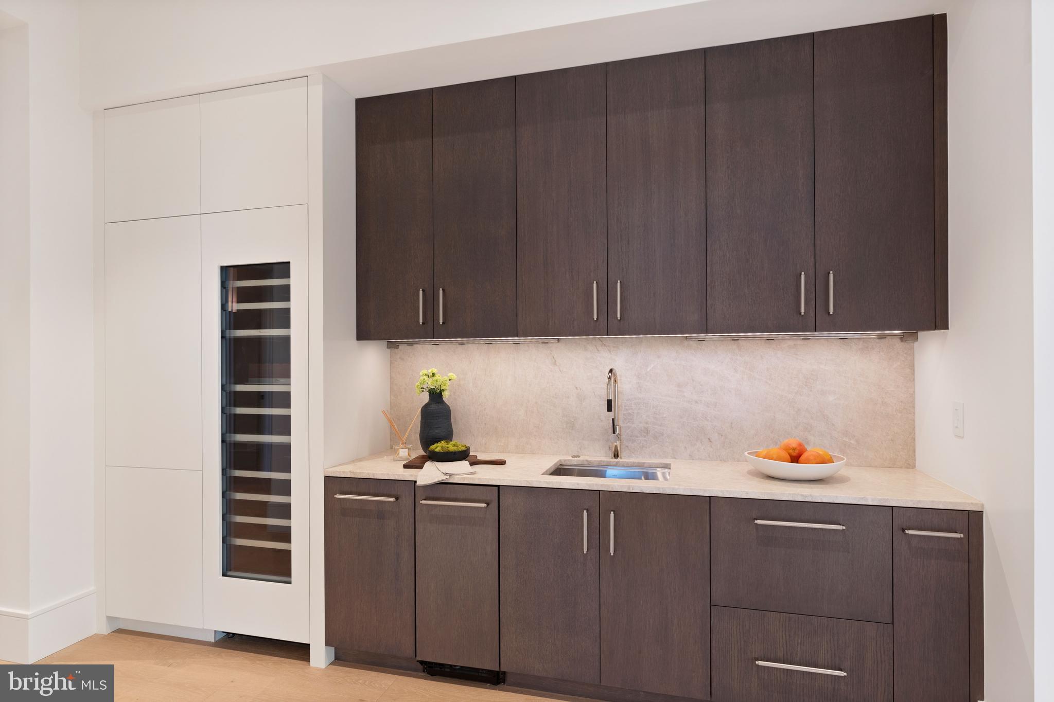 SALONA VILLAGE - Residential