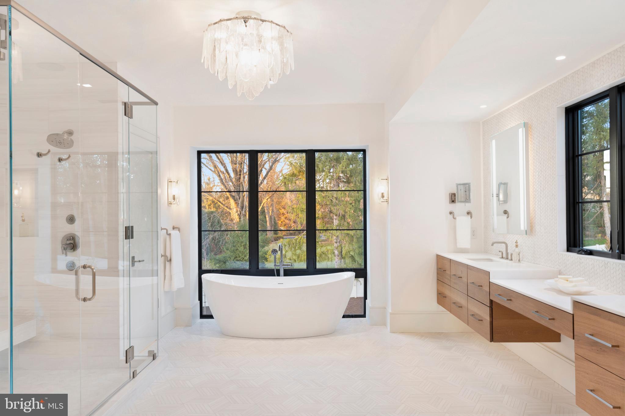 SALONA VILLAGE - Residential